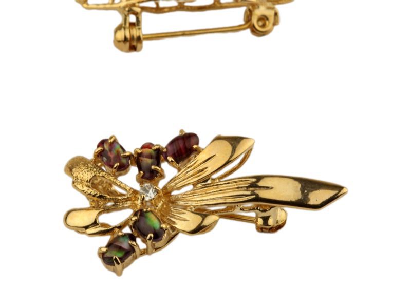 ABALONE COLOUR BROOCH, GOLD-PLATED